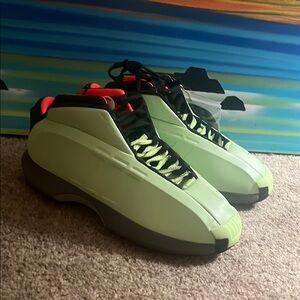 Anthony Edwards green black red🟢⚫️🔴